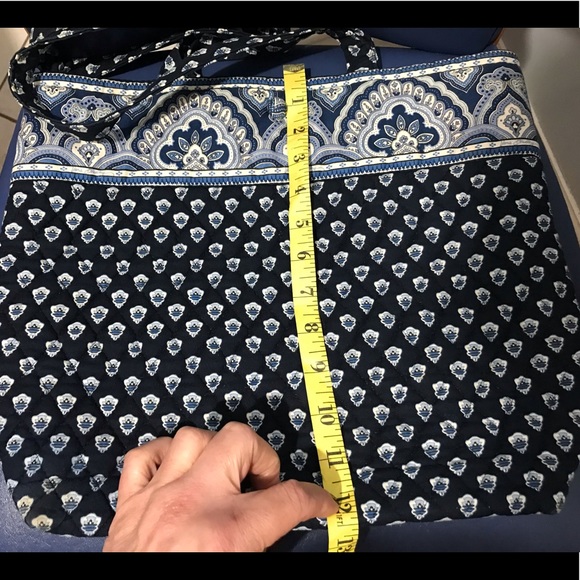 🎉Sale🎉Vera Bradley Nantucket Navy tote bag - Picture 15 of 16